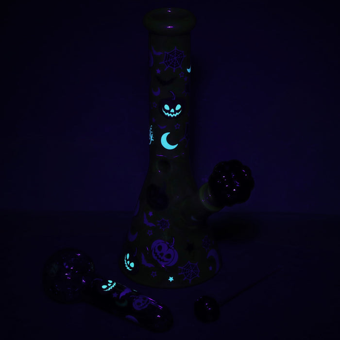 Pulsar Halloween Party Beaker Bong and Hand Pipe Set
