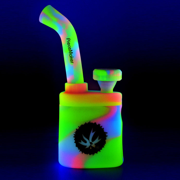 Piecemaker Klutch Silicone Water Pipe