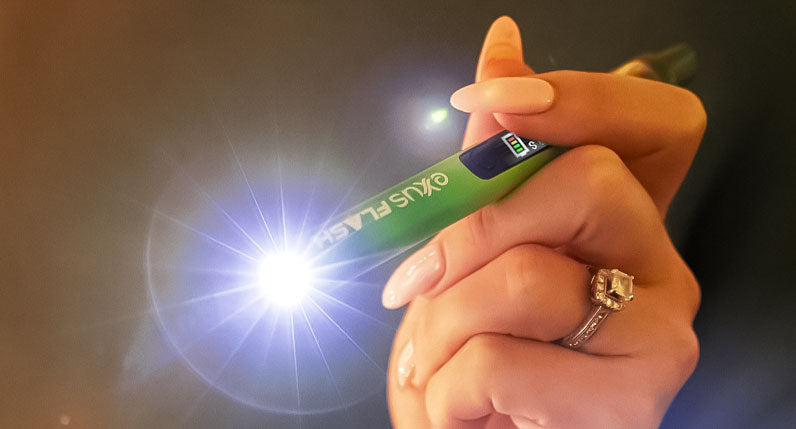 Exxus Vape Flash Flashlight and 510 Variable Voltage Battery
